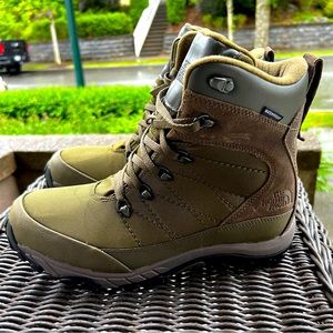 North Face snow boots